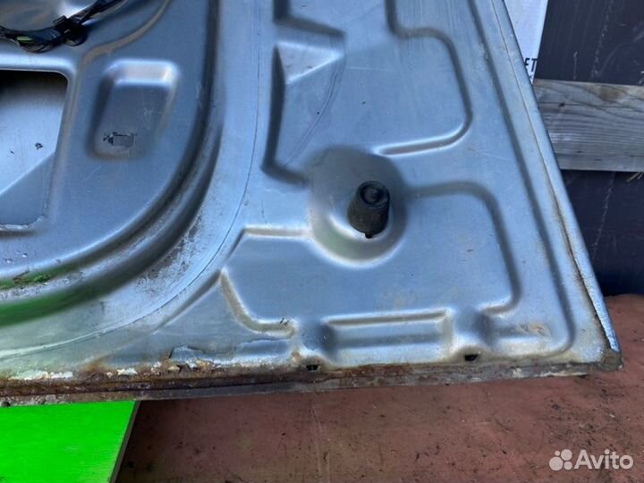 Дверь багажника Ford Focus 1 1.6 2004