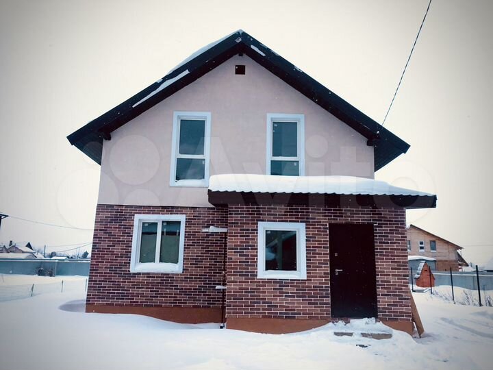 Коттедж 121 м² на участке 6 сот.