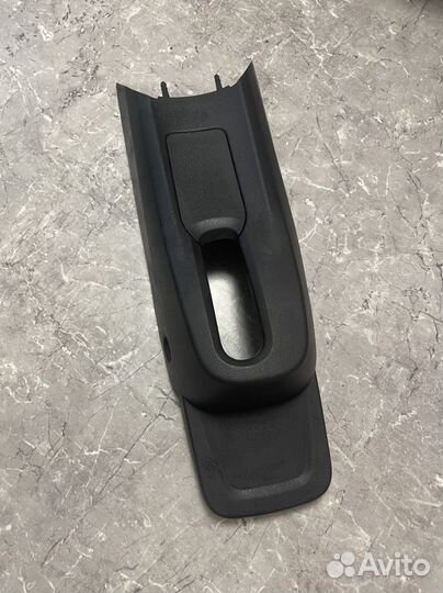 Тоннель под ручник LADA Vesta