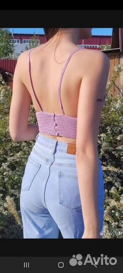 Кроп топ вязаный