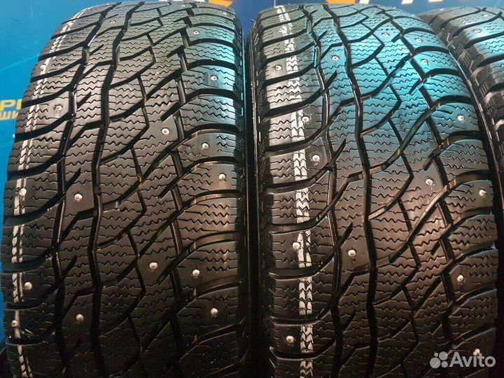 Viatti Bosco Nordico V-523 215/55 R17