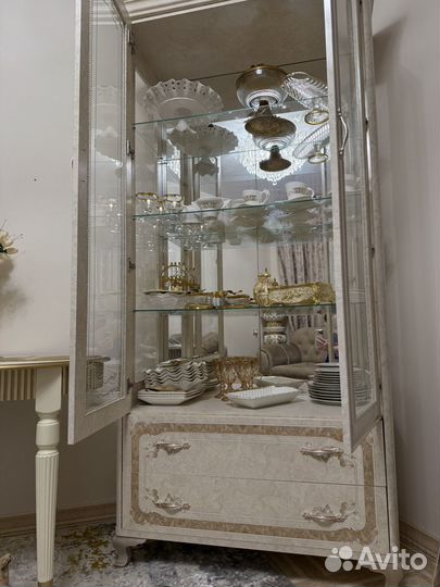 Сервант горка