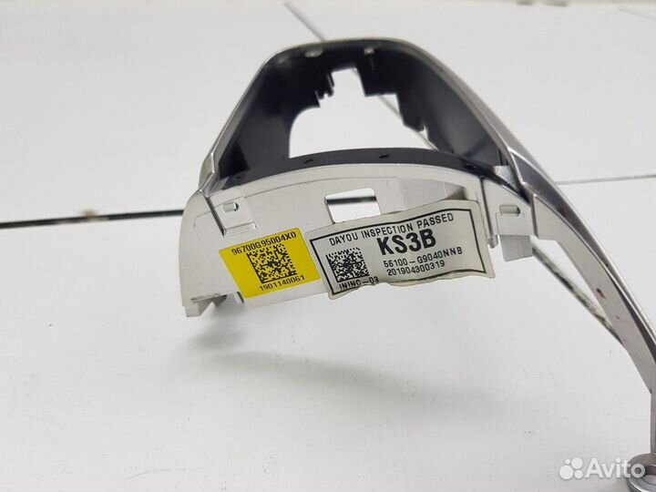 Накладка на руль (Genesis G70)