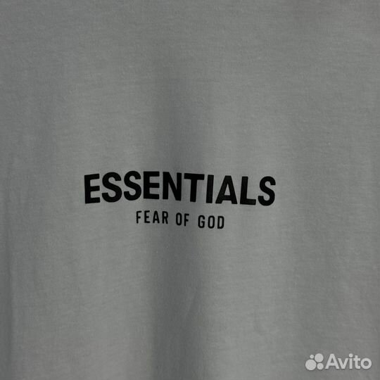 Футболка мужская essentials