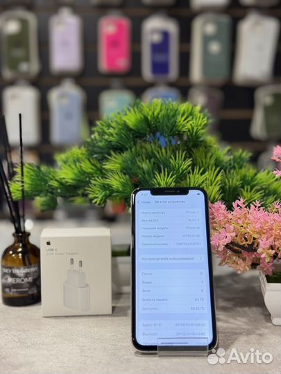 iPhone Xs, 64 ГБ