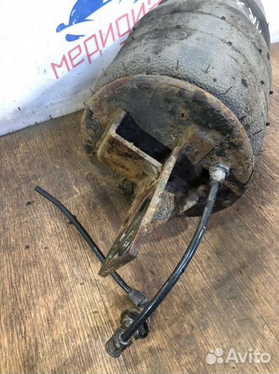 Воздушная подушка (опора пневматическая) задняя