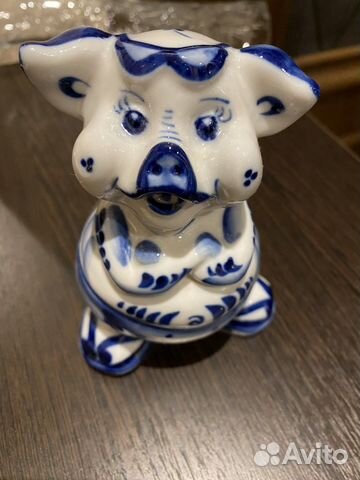 Гжель свинка. Хрустальный фужер, рог