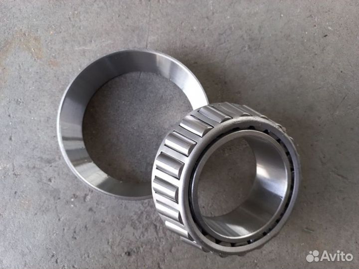 Роликовый подшипник ступицы внутренний 33215