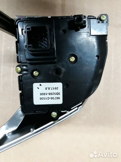 Кнопки на рулевом колесе Hyundai Sonata