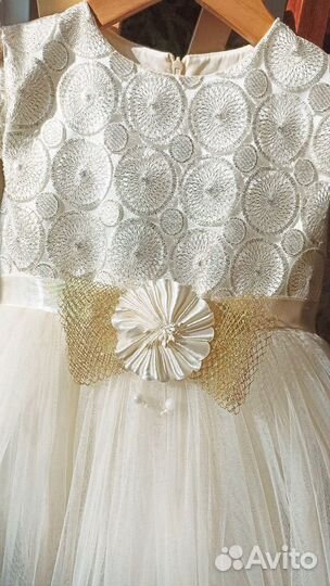 Детское нарядное платье 122