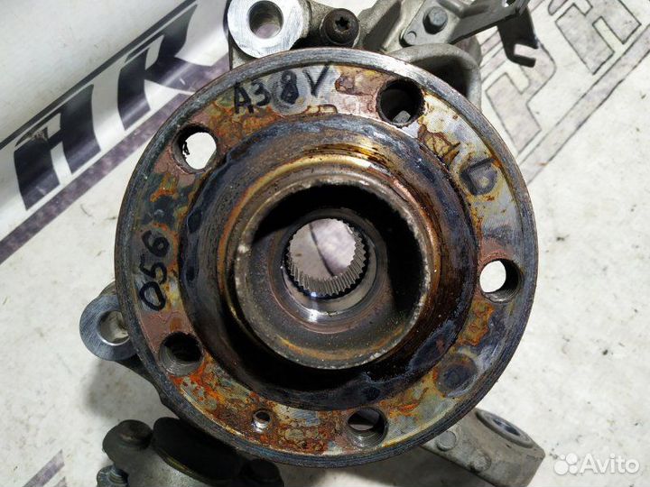 Кулак поворотный левый Audi A3 8V 1.8 cjsb 2013