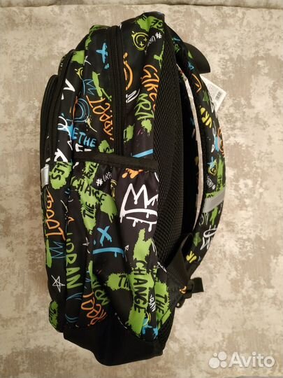 Рюкзак для начальной школы новый