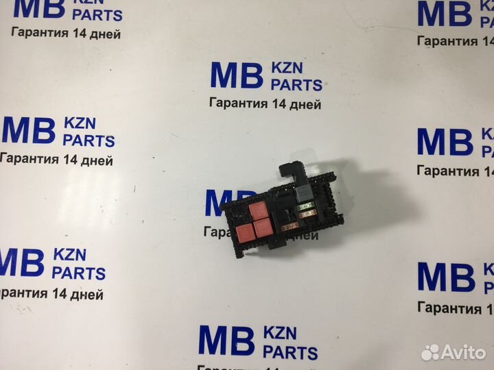 Блок реле сзади реле srb Mercedes W205 X253 00132