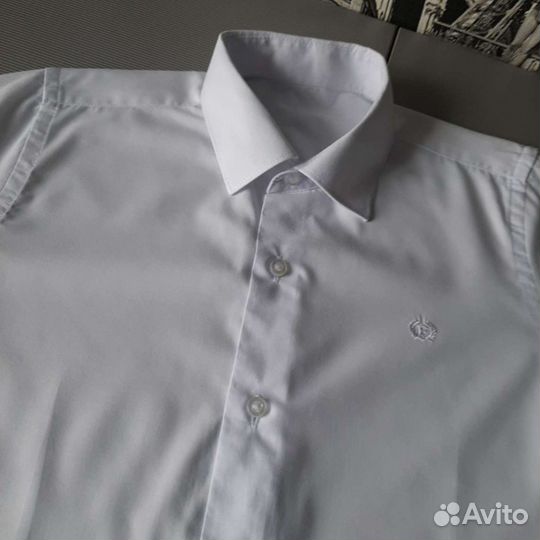 Рубашка белая