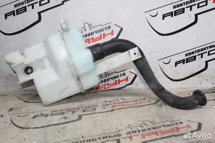 Бачок омывателя nissan march march rafeet AK12 BK1
