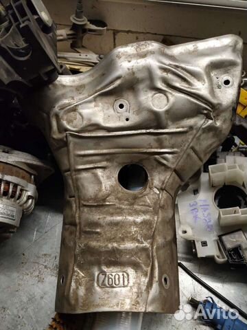 Теплозащита коллектора Mazda 3 bk 1.6