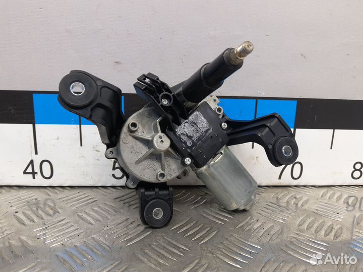 Б/У Моторчик стеклоочистителя задний Opel Astra