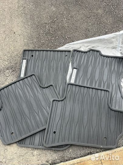 Автомобильные коврики резиновые бу