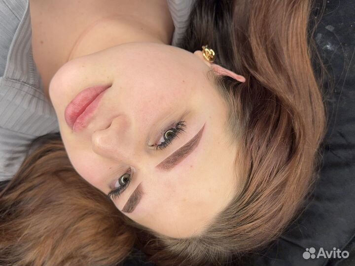 Перманентный макияж бровей и губ