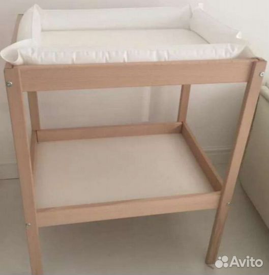 Пеленальный столик IKEA с матрасом