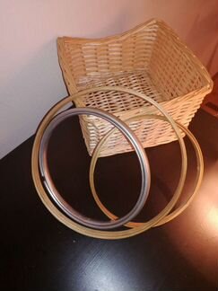 Старинные деревянные пяльца для вышивания