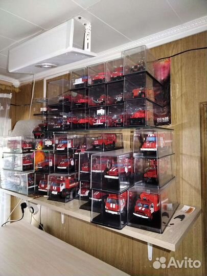 Продаю модели пожарных автомобилей из коллекции