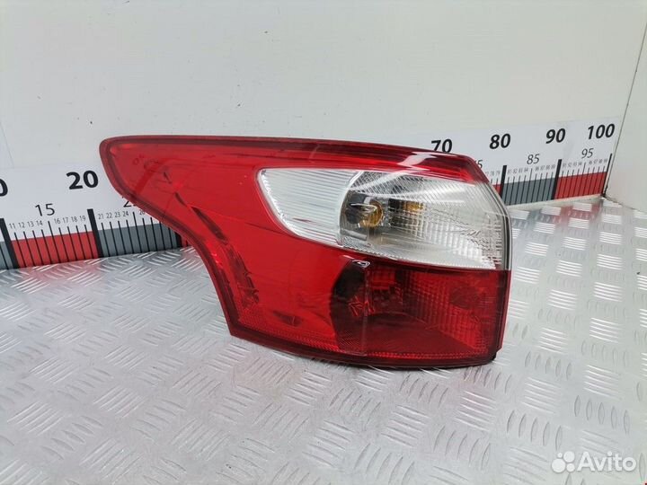 Фонарь задний левый габаритный Ford Focus 3 2012