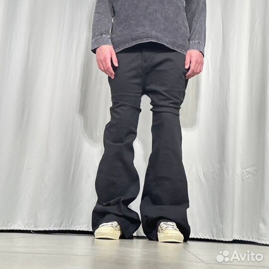 Джинсы клеш flared type