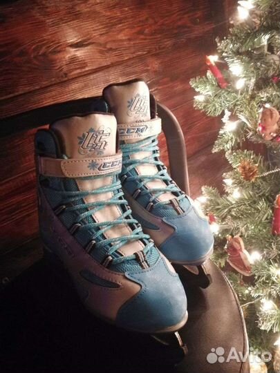 Коньки фигурные CCM