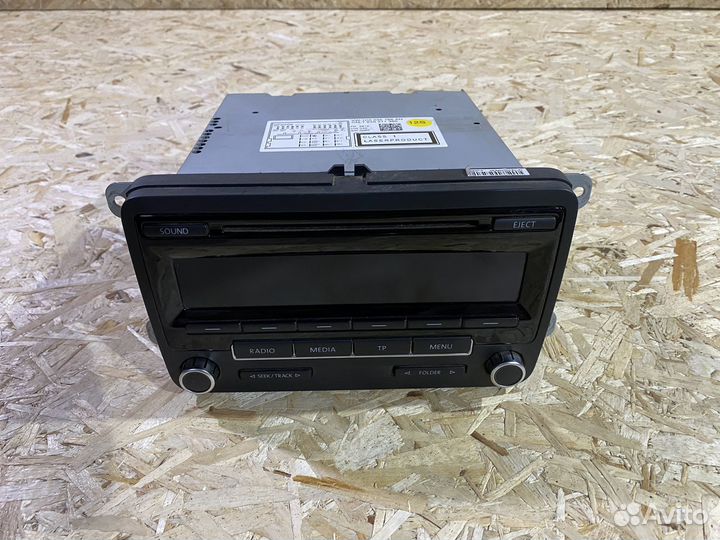 Магнитола RCD310 VW Passat B6 05-10