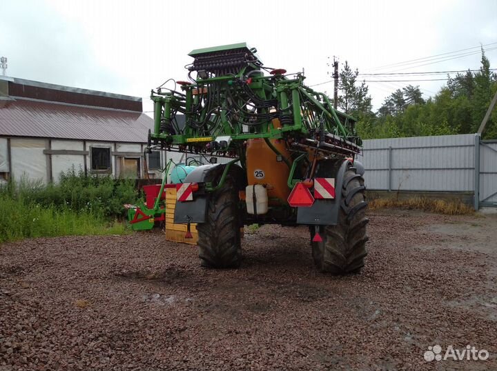 Опрыскиватель Amazone UX5200, 2009