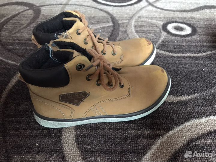 Ботинки и кроссовки