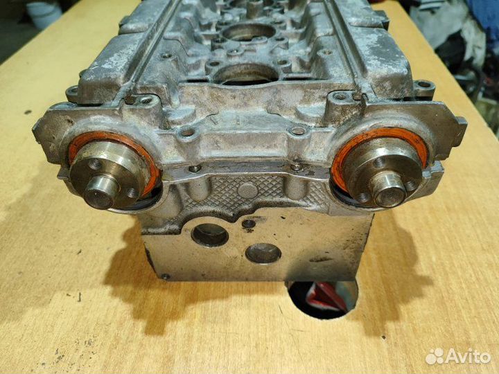 Головка блока цилиндров Volvo 850 универсал 2.0