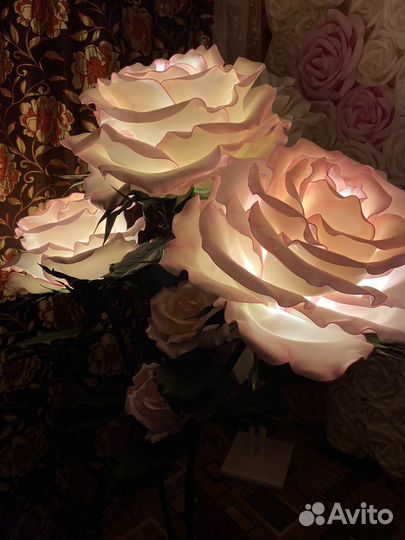 Ростовая роза из изолона