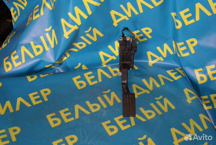 Педаль газа Ford Focus 2