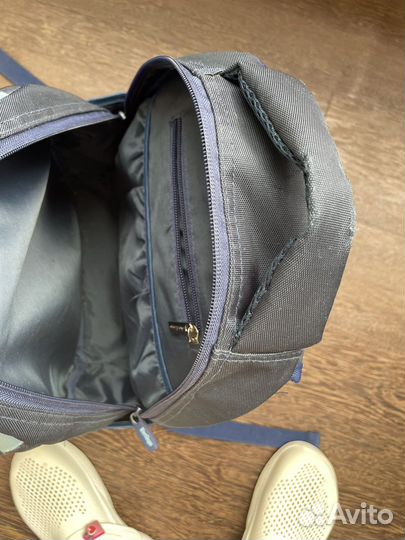 Школьный ранец