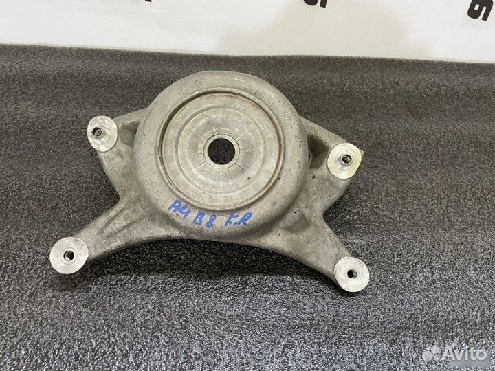 Опора стойки передняя правая Audi A4 B8 2.0 tfsi