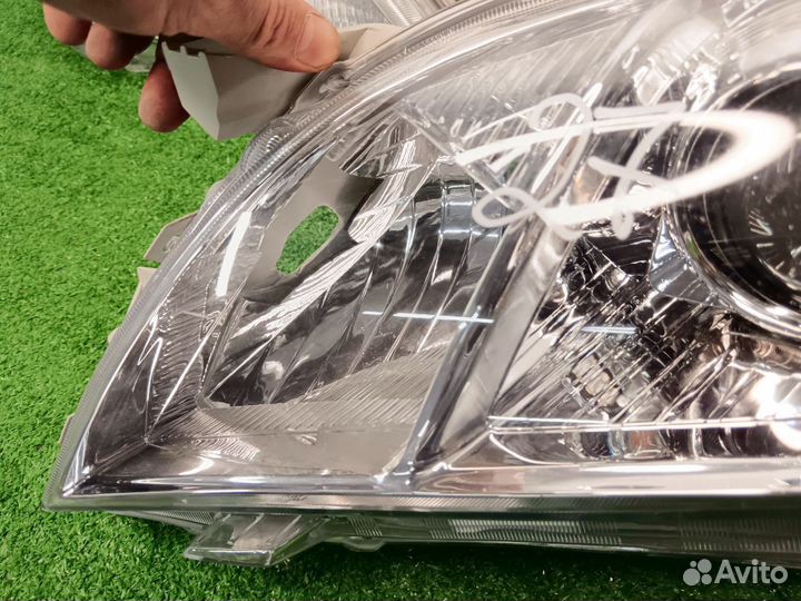 Фары Camry v40 новые 8113033612, 8117033611