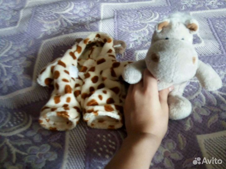 Игрушка бегемотик- в куртке коровы