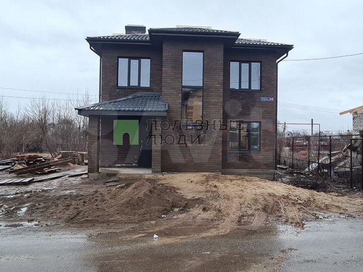 Коттедж 127 м² на участке 4,3 сот.