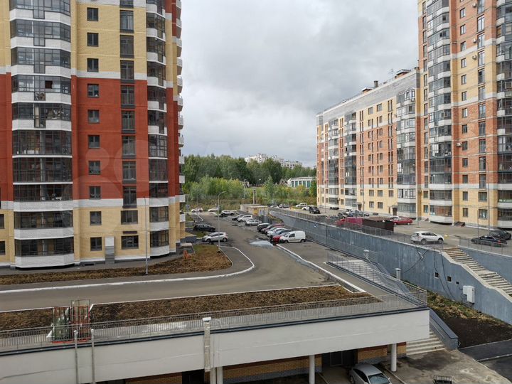 2-к. квартира, 54 м², 5/18 эт.