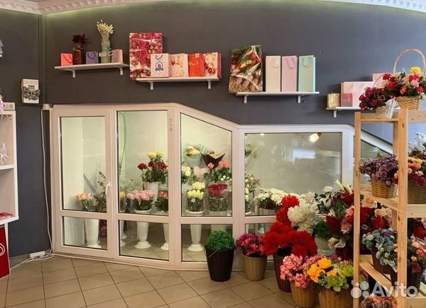 Цветочный магазин / Проходное место
