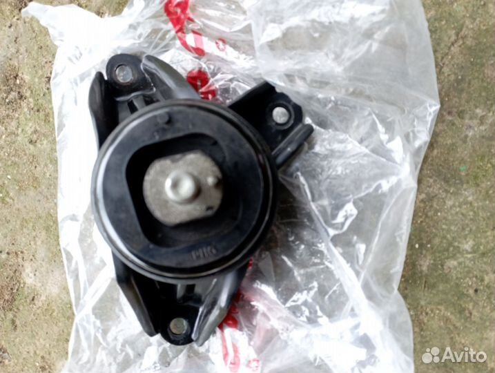 Опора двигателя KIA sportage 3