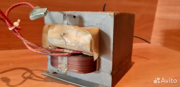 Трансформатор для свч