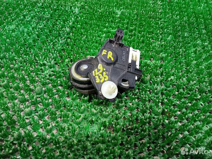 Динамик правый Toyota Land Cruiser Prado