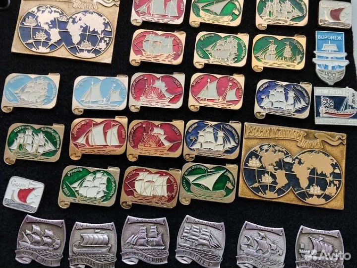 Албом значков 4