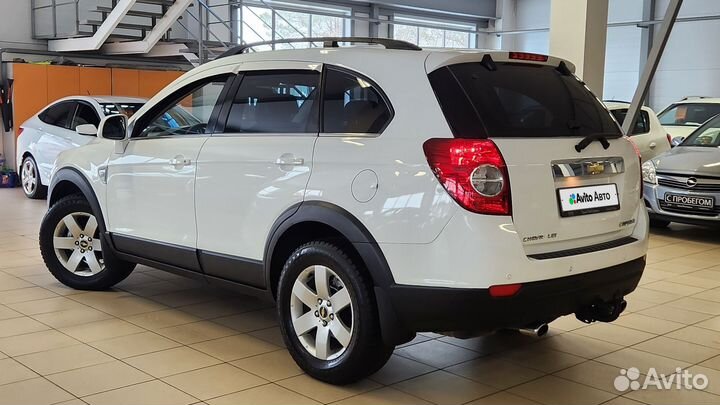 Chevrolet Captiva 2.4 AT, 2010, 178 900 км