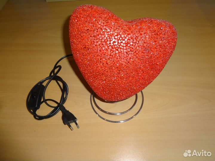 Светильник настольный