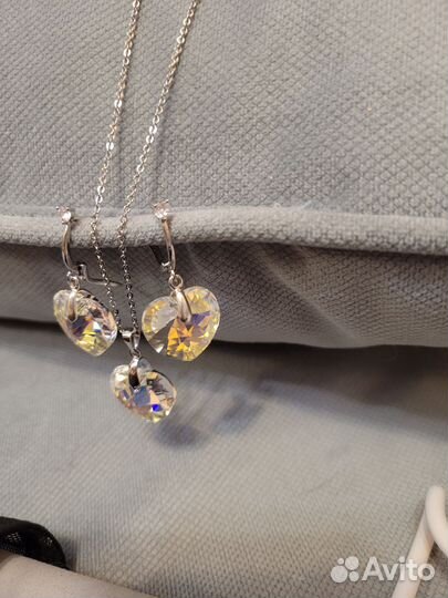 Комплект с кристаллами Swarovski