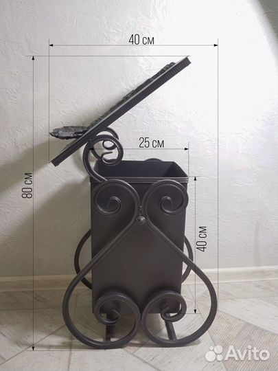 Кованая урна 